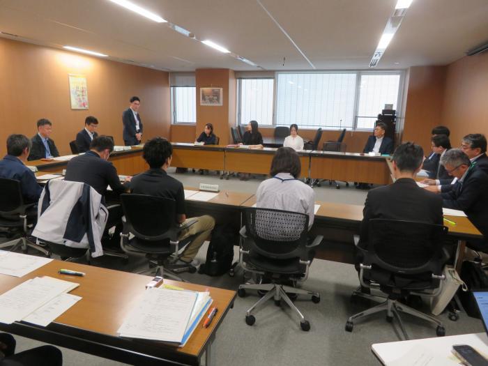 連絡会議