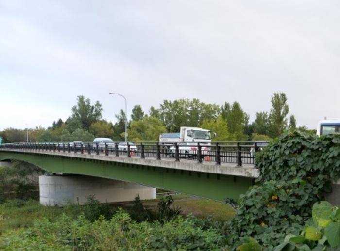 五輪大橋