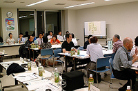 「運営を考える会」意見交換の様子2
