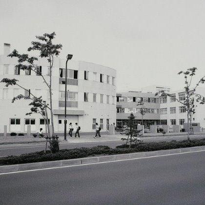 写真：平岡緑中学校