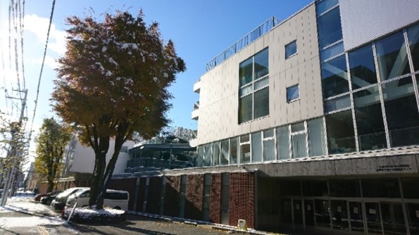 活用促進景観資源(資生館小学校のオオモミジ)