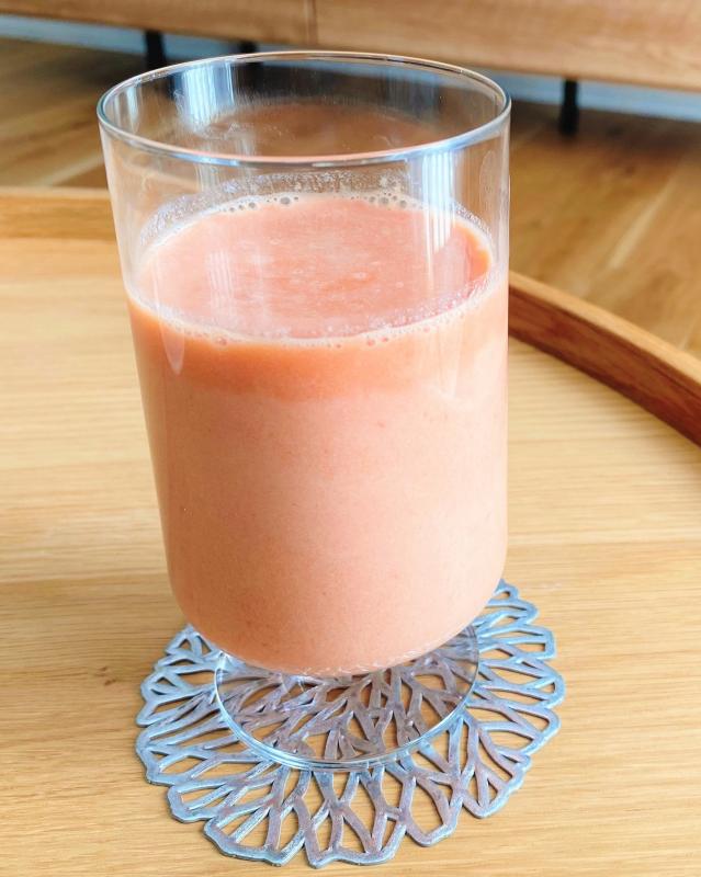 野菜ジュースの豆乳割りの出来上がり写真