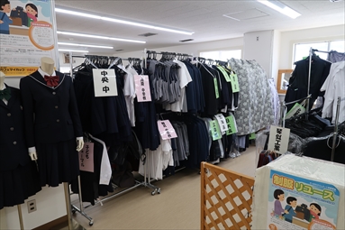 制服リユース(桑園SDGs環境ひろば1)
