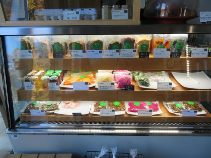 写真：「アグリスケープ」店内ショーケース