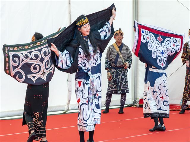 アイヌ舞踊