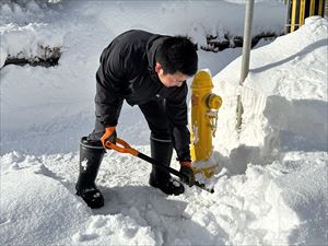 190017_荒井建設_消火栓の除雪