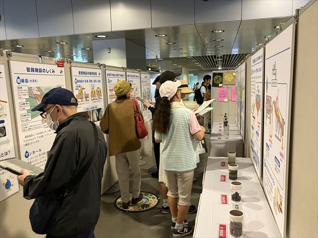 パネル展示の様子3