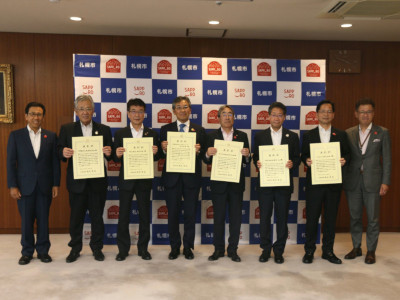 R6市長表彰式_全体写真