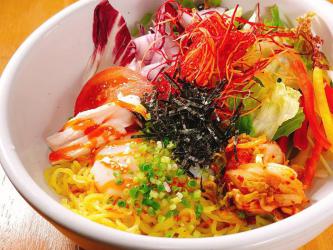 きんぎょのラーメンサラダ