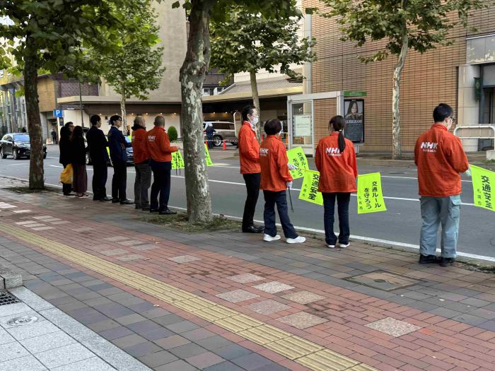 交通安全旗の波3