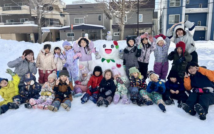 ファミリーマート賞1(雪だるまフォト部門 団体の部)