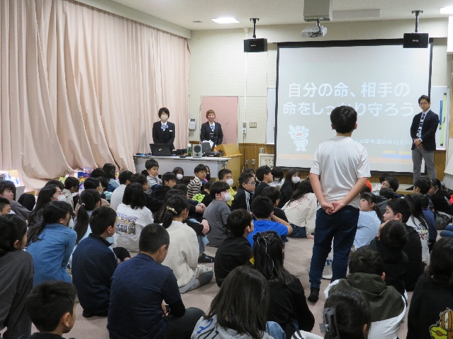 小学校での交通安全教室の様子2