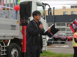 ファイターズ＿童夢交通安全街頭啓発1