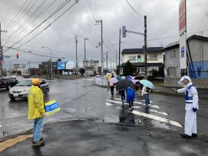 イオン前の交差点