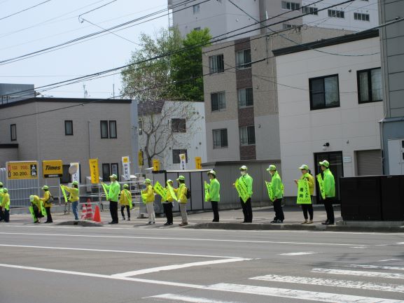 交通安全街頭啓発1