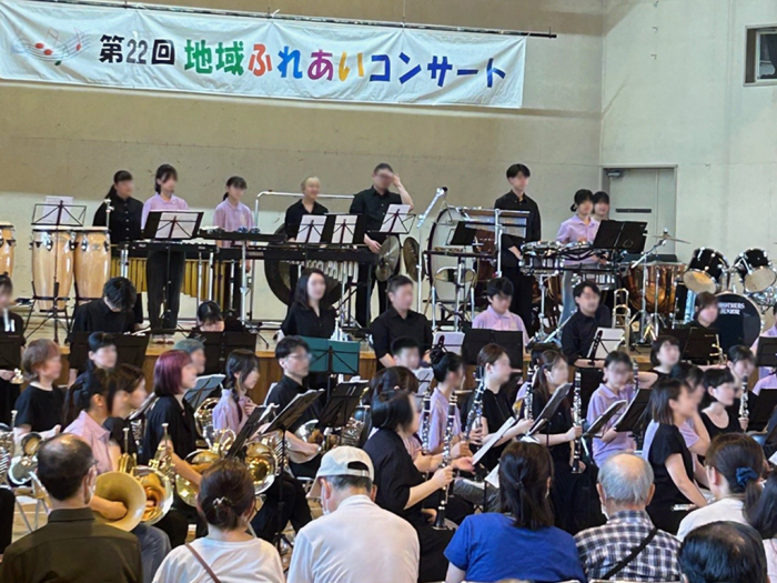 伏古本町地区で地域ふれあいコンサート