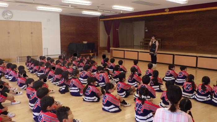 西野桜幼稚園幼年消防クラブ結成式1