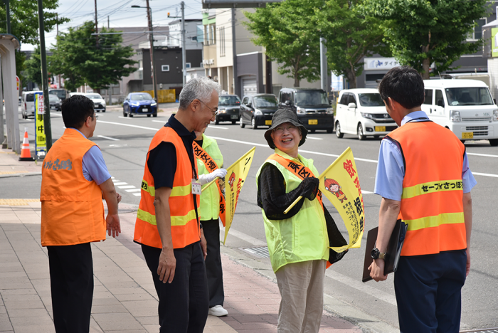 夏の交通安全街頭啓発3