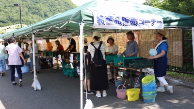 販売会の様子1