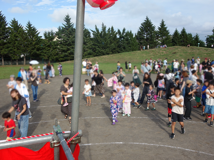 栄西地区盆踊り大会1