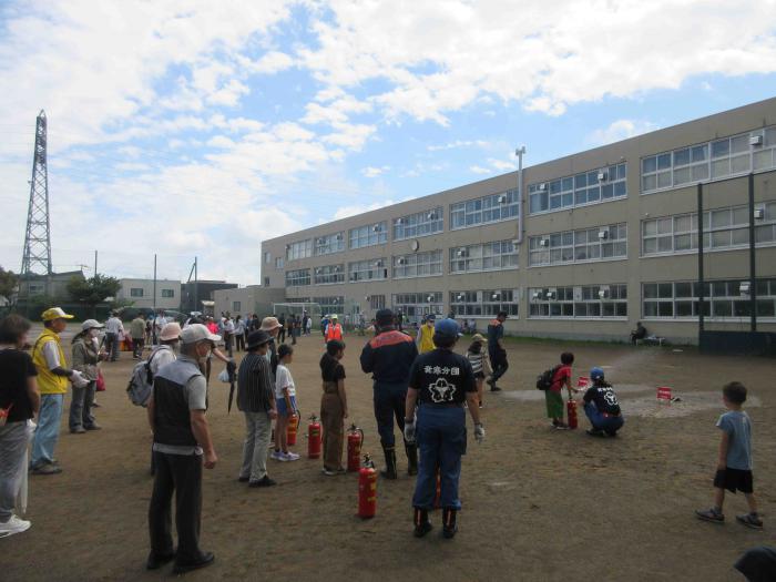 地域交流会(水消火器訓練)