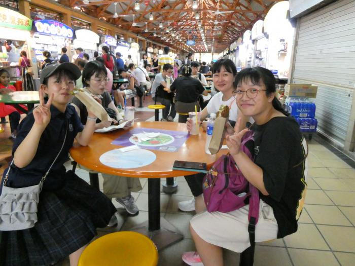 マクスウェル・フードセンターでシンガポールの食文化を知る