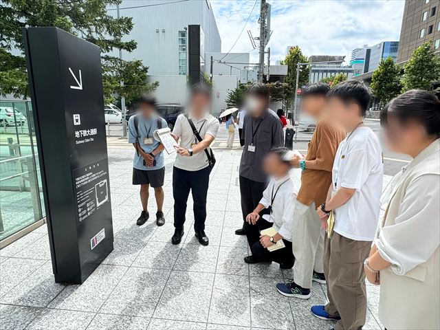 R7オープンカンパニー実施の様子(まち歩き)1
