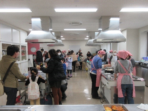 西区のりんごで作ったスイーツ試食会