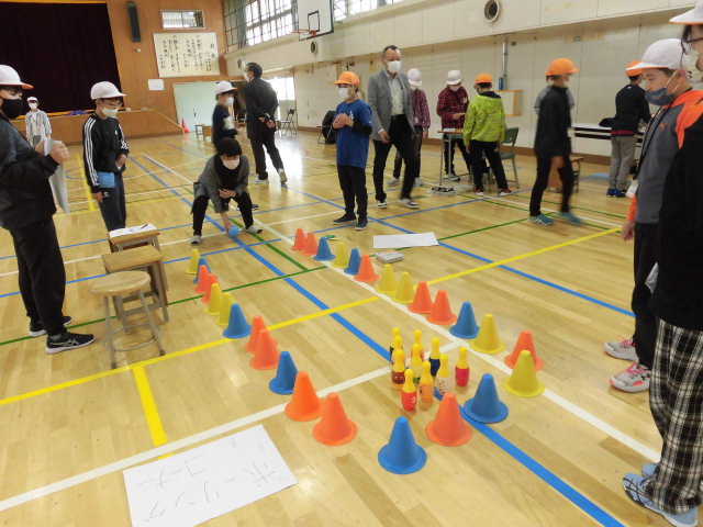 幌北小学校５年生児童と幌北ぽぷら会の交流２
