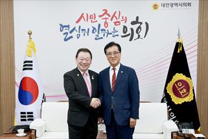 総会の様子