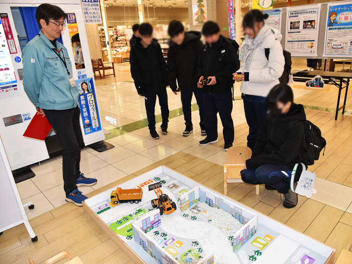 東区冬みちパネル展3