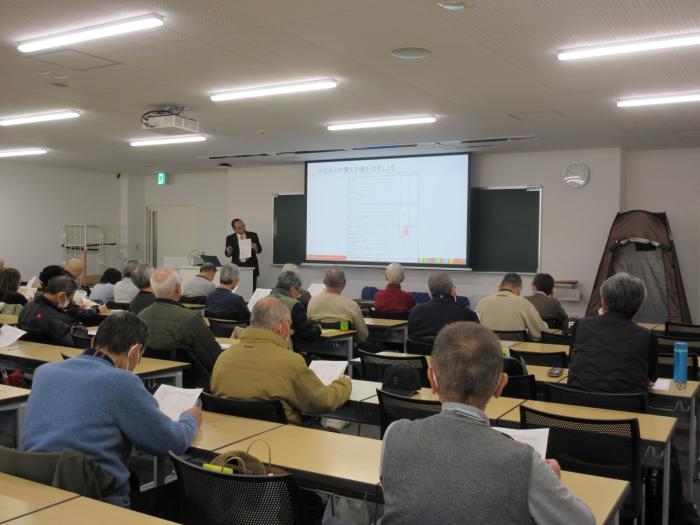 科学大の講義室の様子