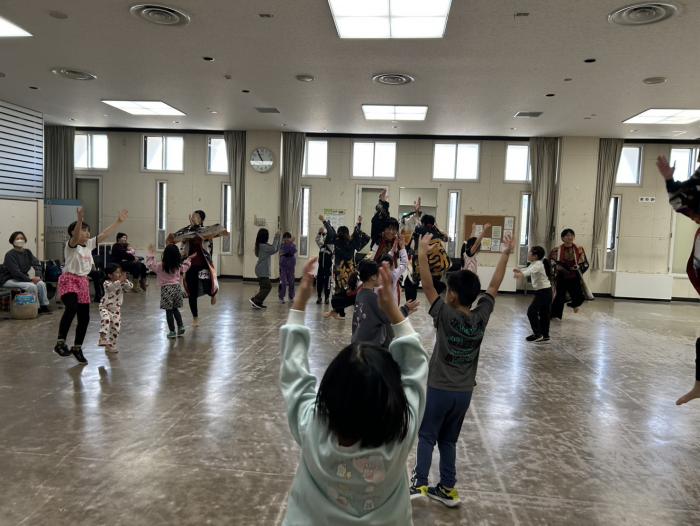 YOSAKOIを踊る子どもたち