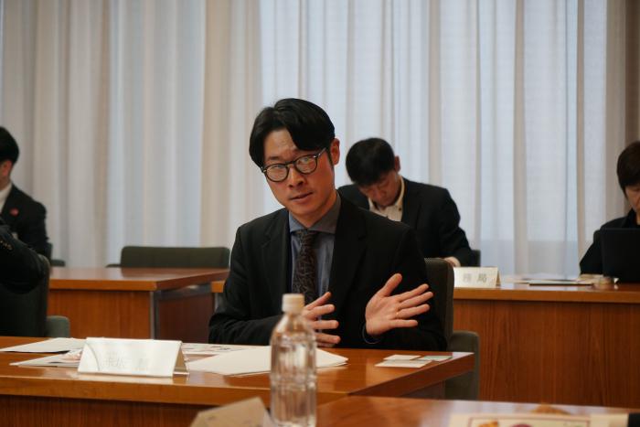 赤坂さん