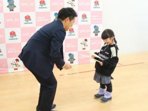 表彰状授与の様子