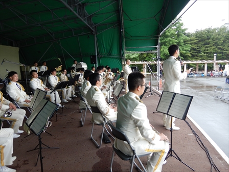 写真：新さっぽろ音楽の日での演奏の様子