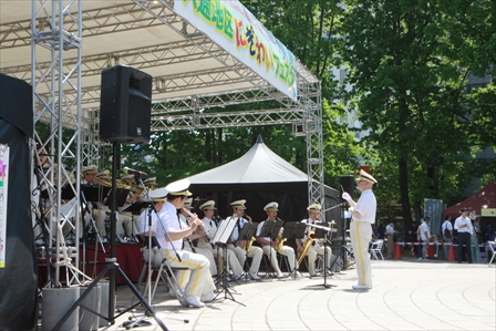 写真：大通地区にぎわいフェスタ2019での演奏会