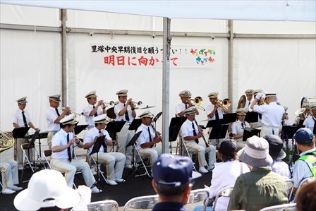 写真：令和元年里塚中央早期復旧を願う集いでの演奏