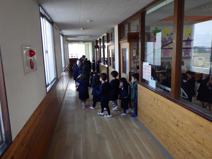 富岡つくし幼年消防クラブ見学1