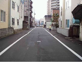 写真:幅員7.27mの場合の道路