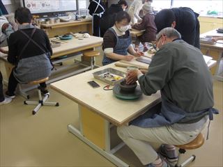 町内会活動(頭と手をつかって健康づくり)