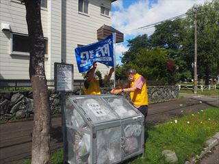 町内会活動写真(ごみステーションの管理)2