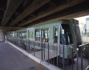 地下鉄南北線の車両（2000形）の写真6