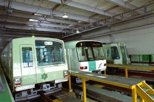 地下鉄南北線の車両（5000形）の写真8