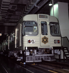 地下鉄東西線の車両（6000形）の写真2