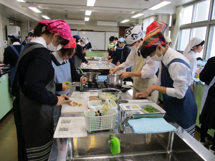 食育出前講座調理実習の様子